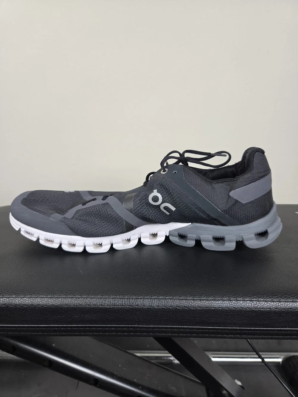 On Cloudflow Men's Running Shoes Size 12.5 Black Asphalt CloudTec Sneakers